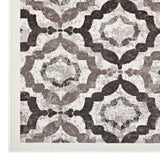 Brown Beige and Ivory / 5x8