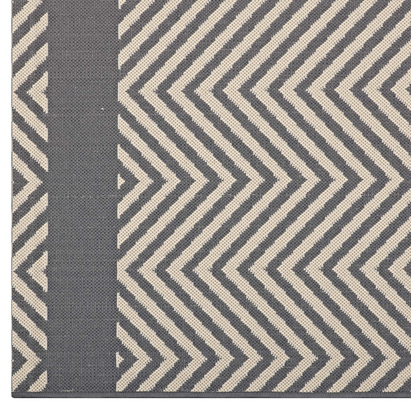 Gray and Beige / 5x8